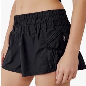 FREE PEOPLE MOVEMENT Get Your Flirt On Black Athletic Shorts Size XS